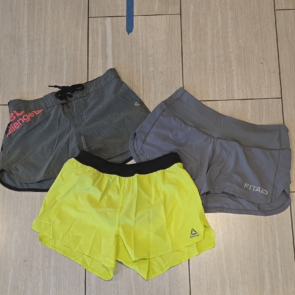 Reebok and Fitaid Women's Shorts - Gray, Yellow Size small